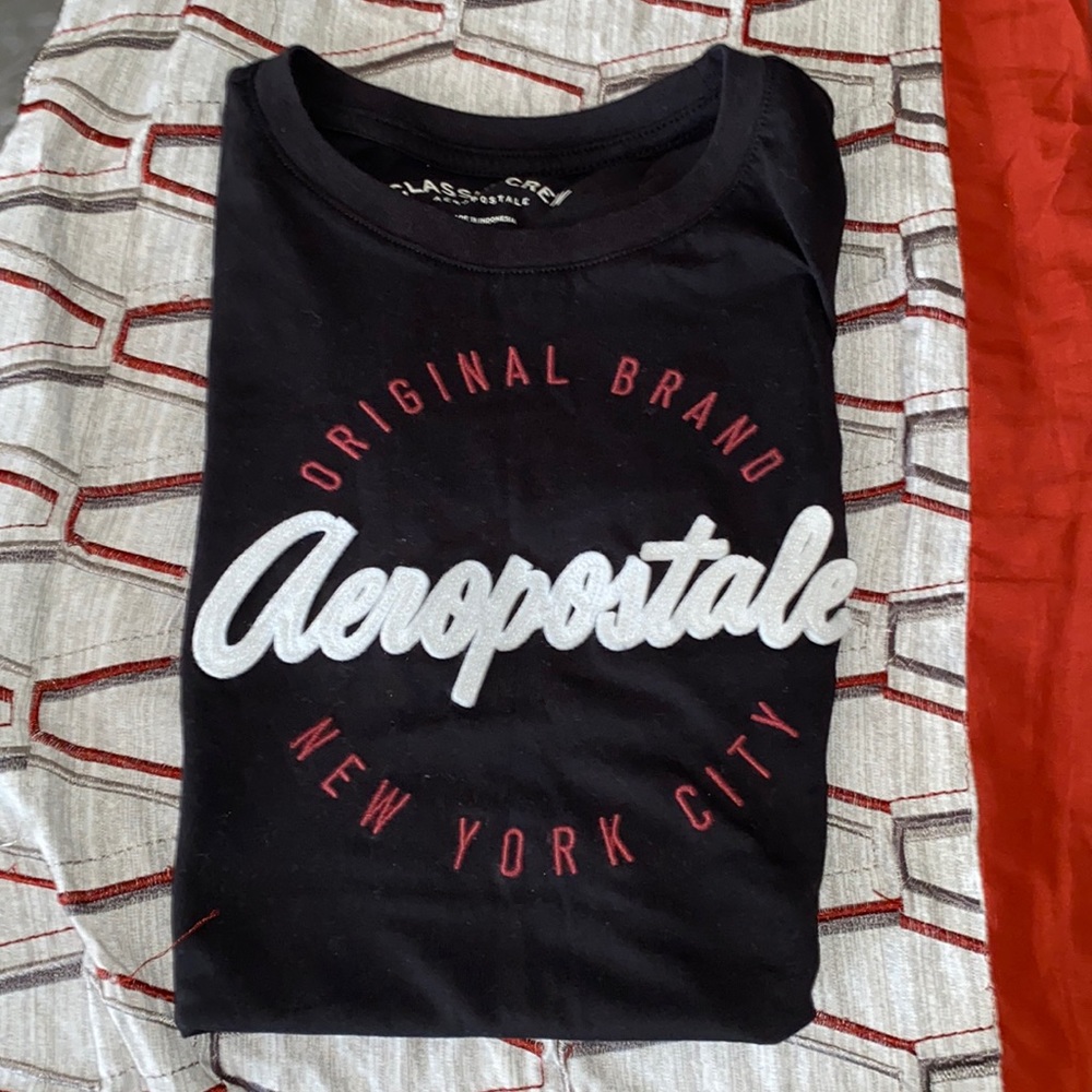 Size Medium black Aeropostal shirt
